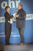 Dominika Meindl aka „Die Bundespräsidentin“ interviewt Günther Erhartmaier