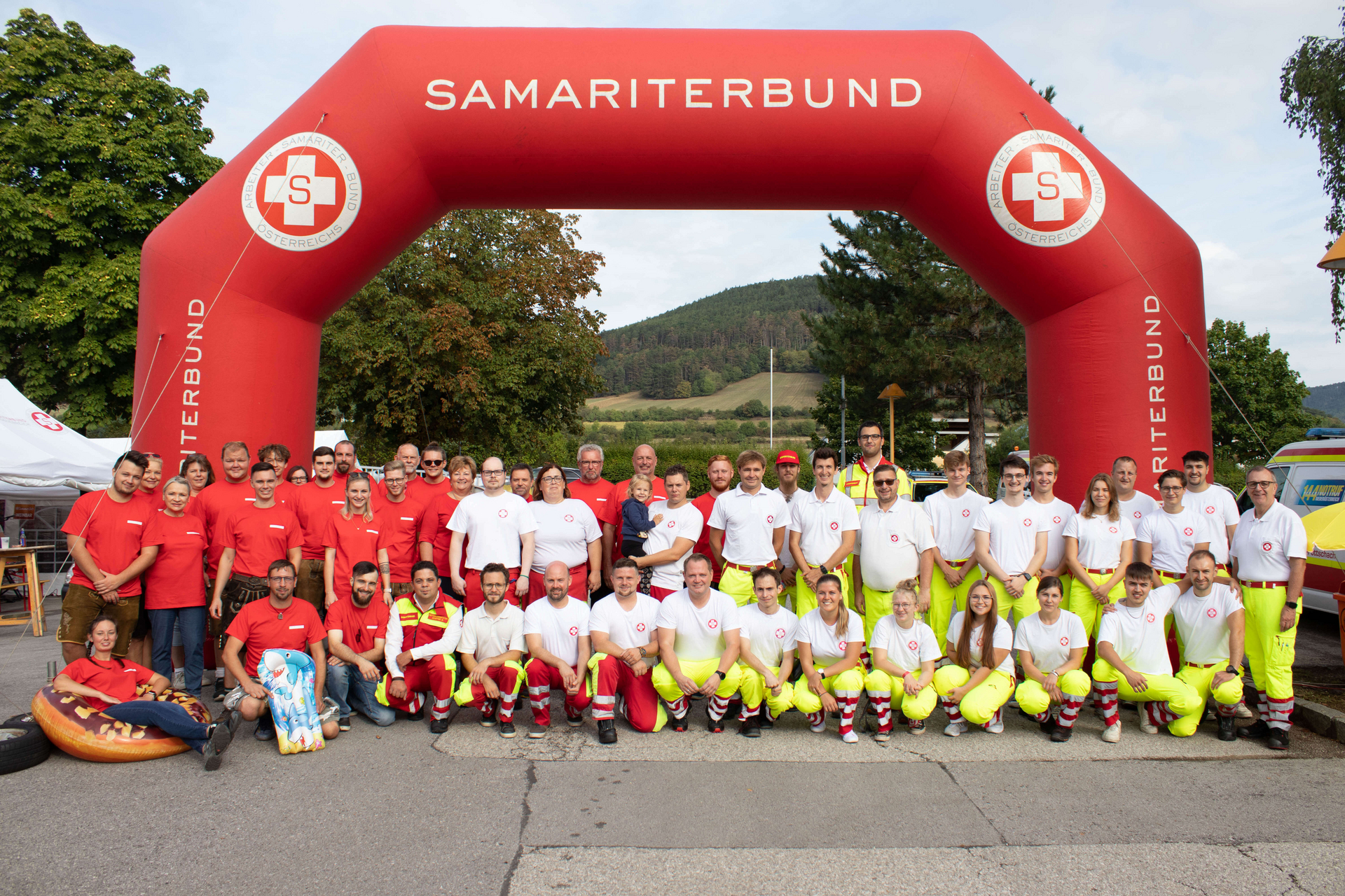 Gruppenfoto der Samariterbund-Mitglieder für das 1. Samariter SommerFest.