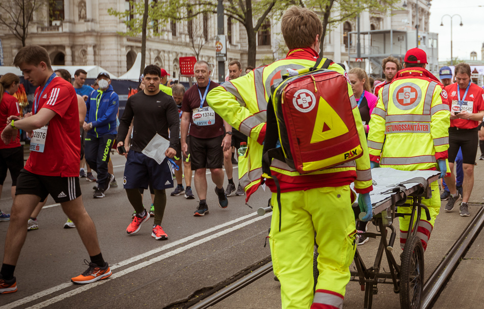 Sanitätsdienst im Einsatz bei Marathon