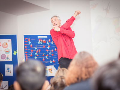 Marko Simsa führte den Kindern viele lustige Tiere vor.