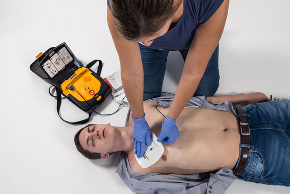 Defibrillator-Schulung