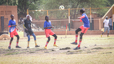 Frauenfußballerinnen in Niger 