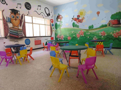 renovierte Schulklasse in Syrien
