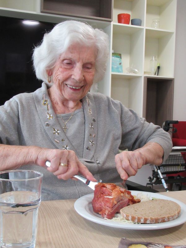 Knusprige Stelzen - Arbeiter-Samariter-Bund Österreichs